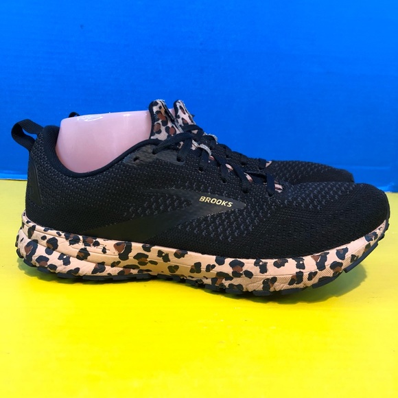 leopard brooks revel 4